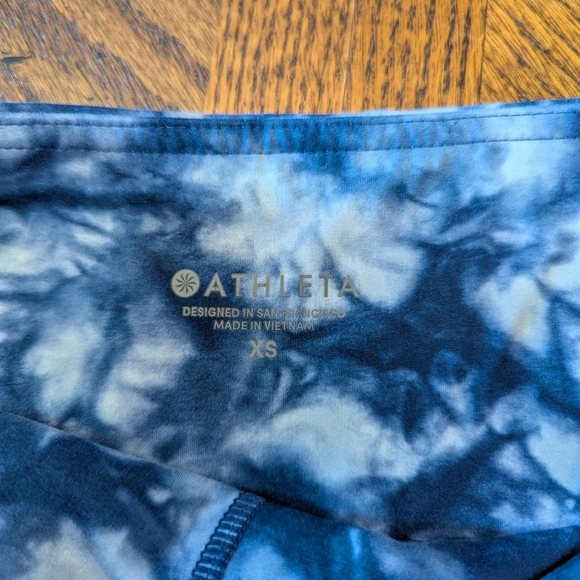 Athleta Oceanic Tie-Dye Leggings - Picture 4 of 5